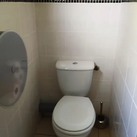 Spacieuse Agreable Fonctionnelle Avec Acces Au Wifi *