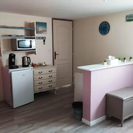 Spacieuse Agreable Fonctionnelle Avec Acces Au Wifi